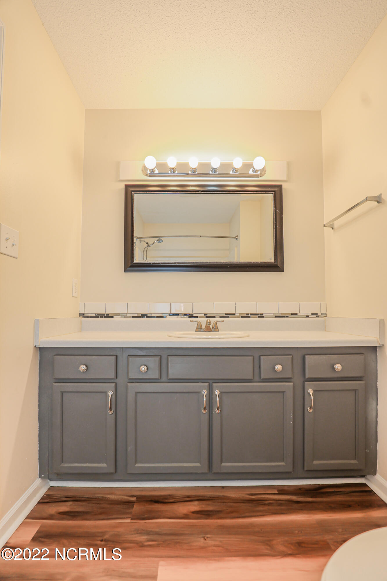 221 Parnell Road Hubert, NC 28539 - Photo 16 of 37 221 Parnell-20