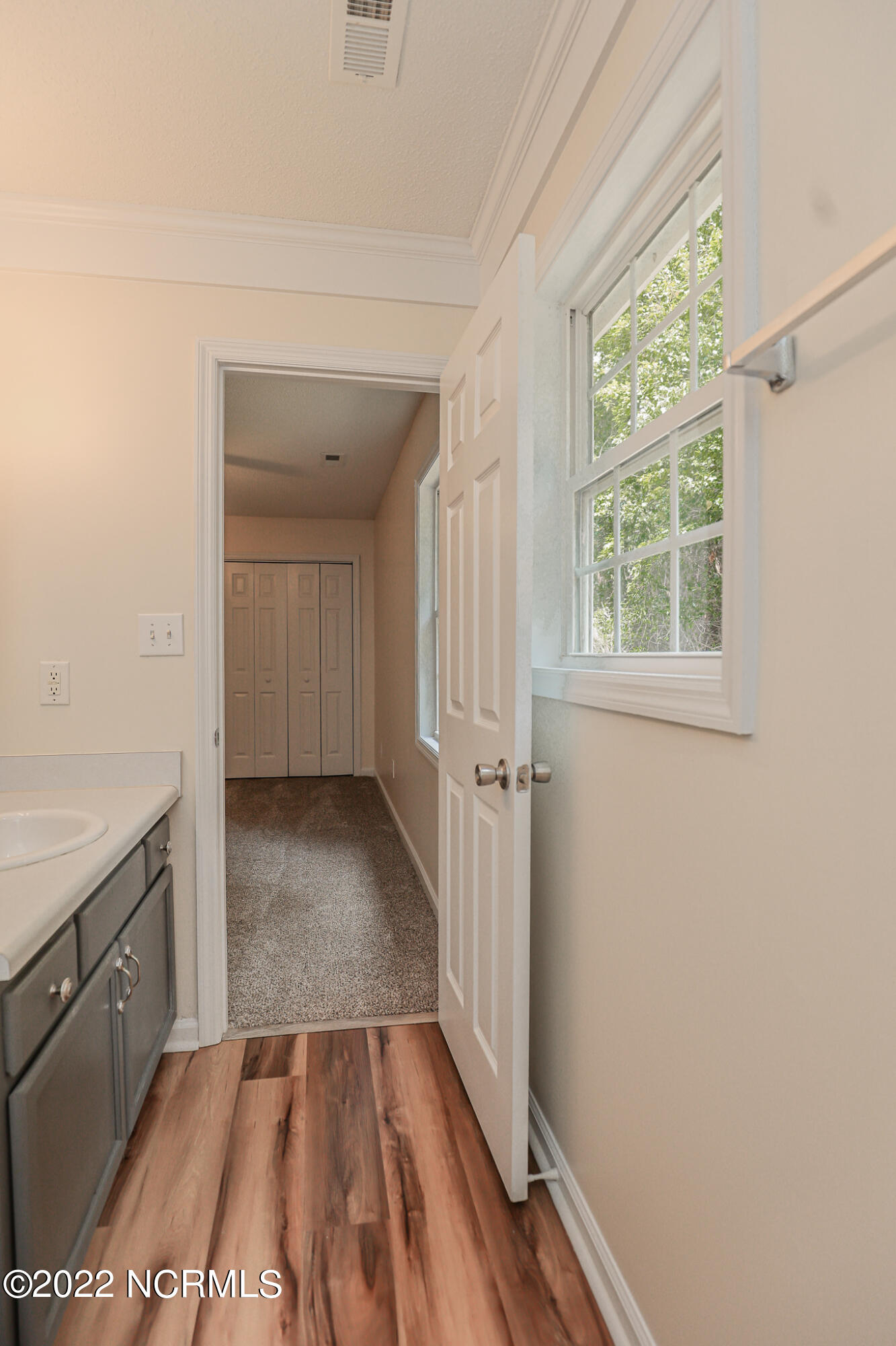 221 Parnell Road Hubert, NC 28539 - Photo 26 of 37 221 Parnell-33