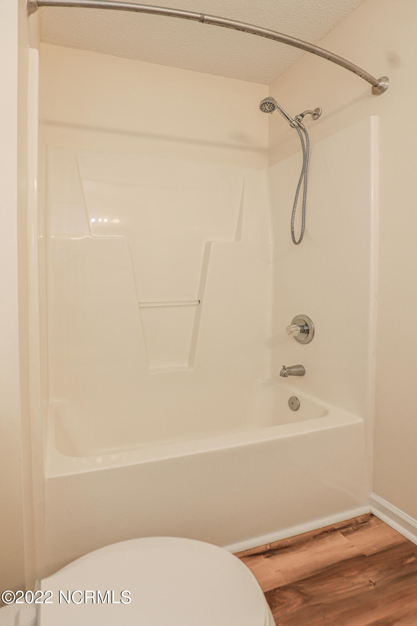 221 Parnell Road Hubert, NC 28539 - Photo 27 of 37 221 Parnell-21