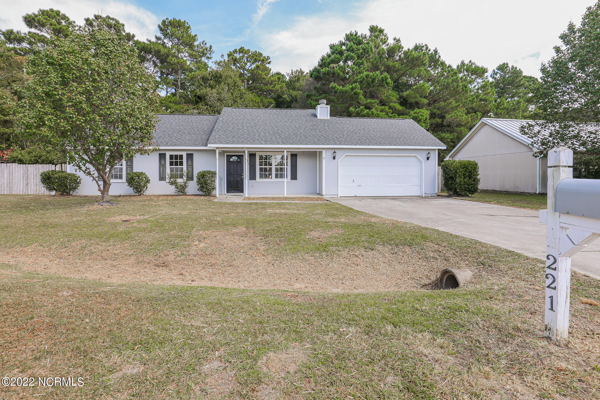 221 Parnell Road Hubert, NC 28539 - Photo 35 of 37 221 Parnell-04