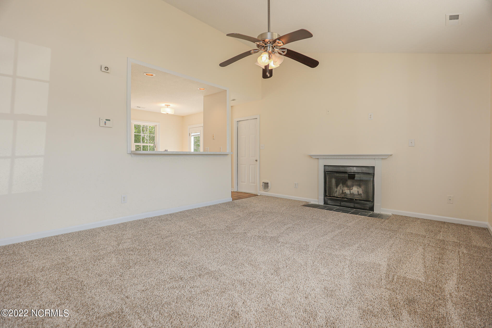 221 Parnell Road Hubert, NC 28539 - Photo 10 of 37 221 Parnell-09