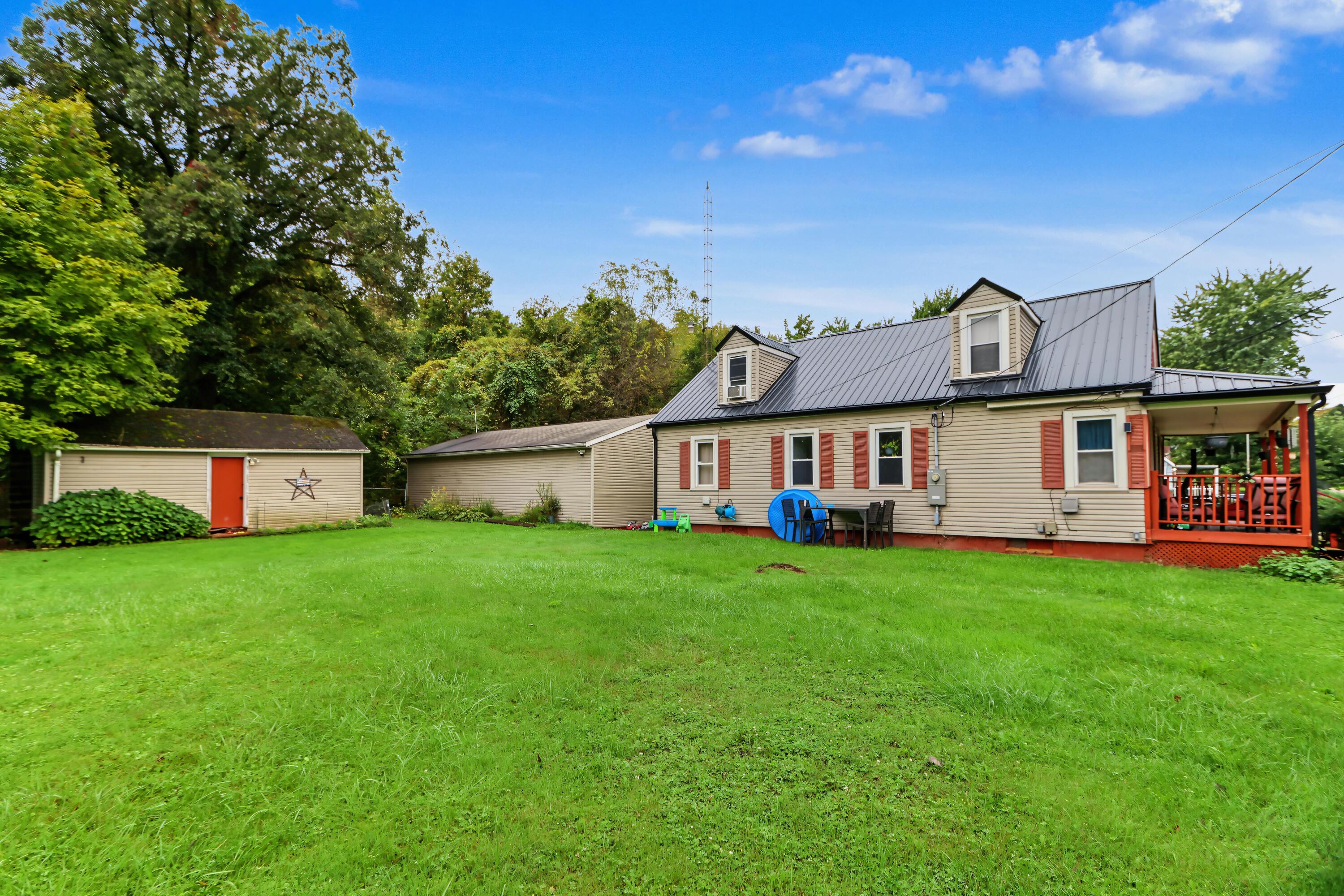 337 Pomerene Road Mansfield, OH 44906 - Photo 1 of 30 2A5A9809