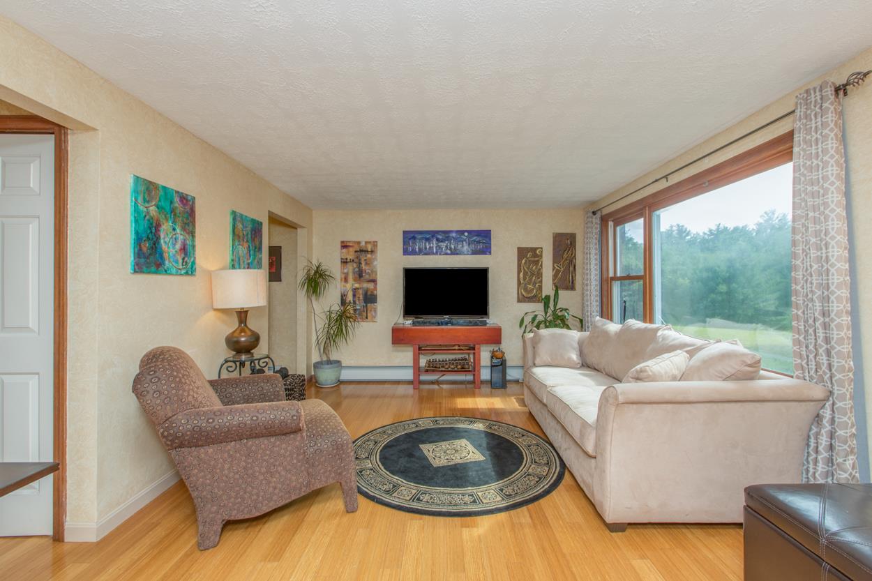 7 Corduroy Road, Unit 4 Amherst, NH 03031 - Photo 2 of 33
