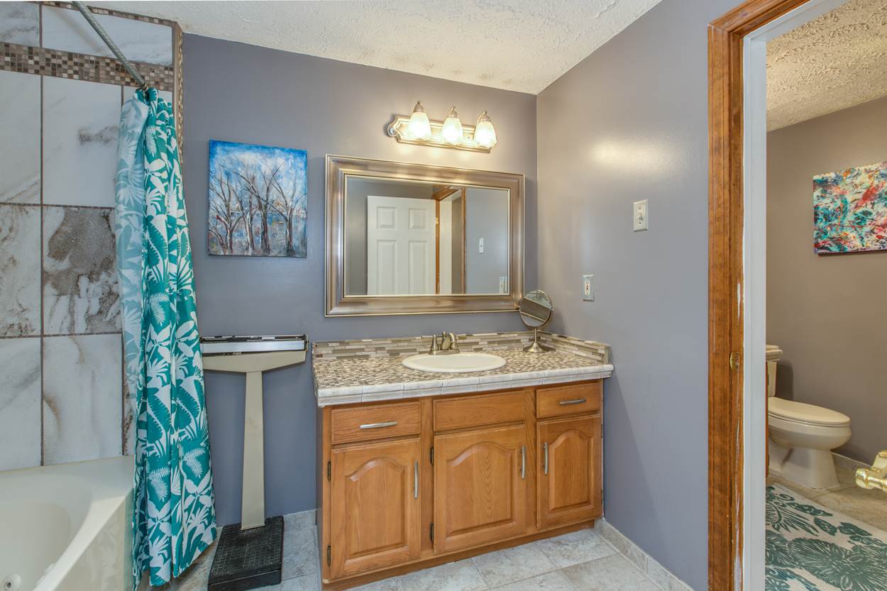 7 Corduroy Road, Unit 4 Amherst, NH 03031 - Photo 24 of 33