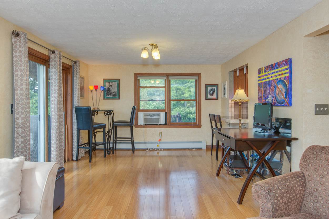 7 Corduroy Road, Unit 4 Amherst, NH 03031 - Photo 4 of 33