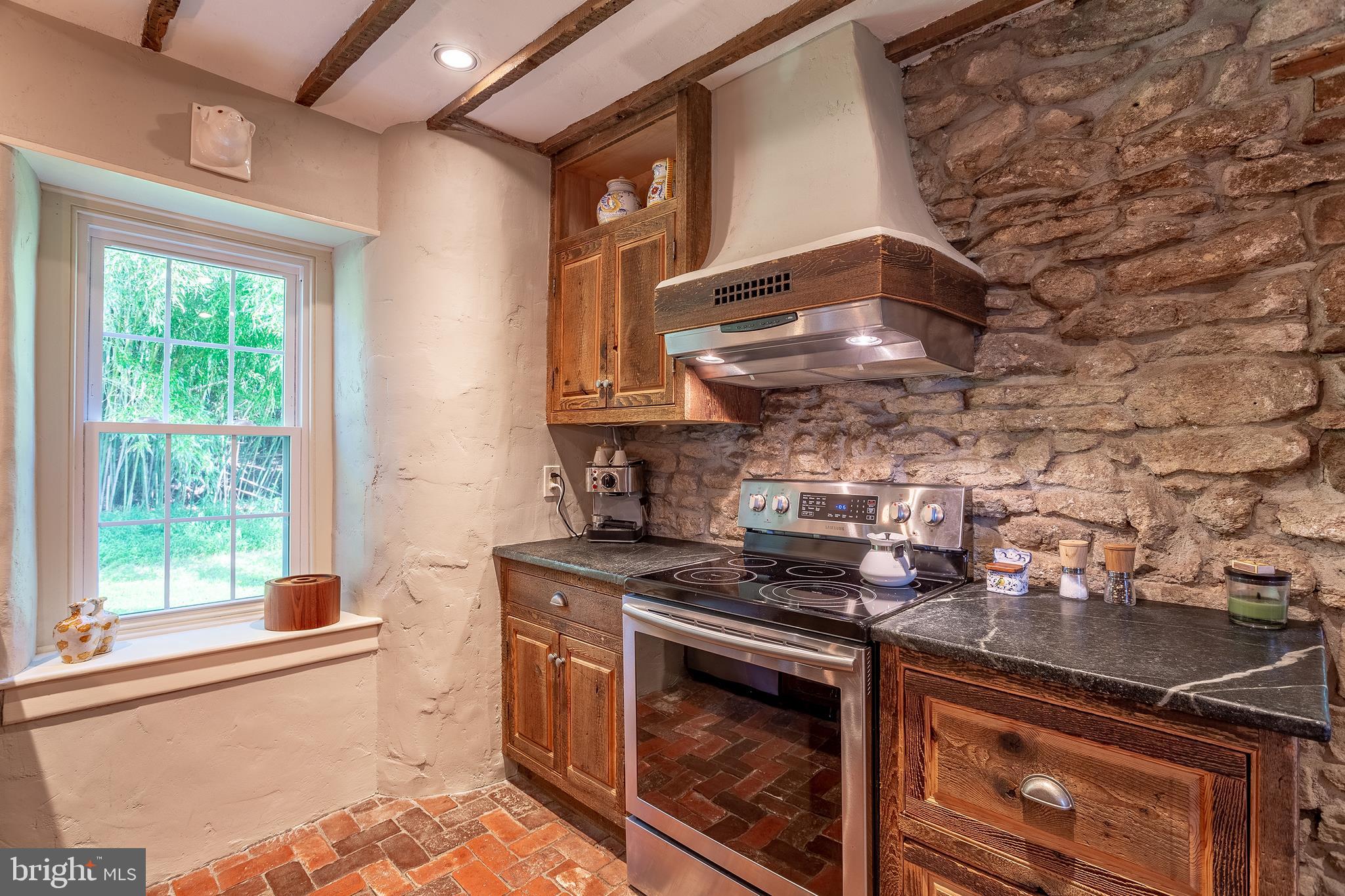 5342 Ash Road Doylestown, PA 18902 - Photo 15 of 37 Gallery Image 15