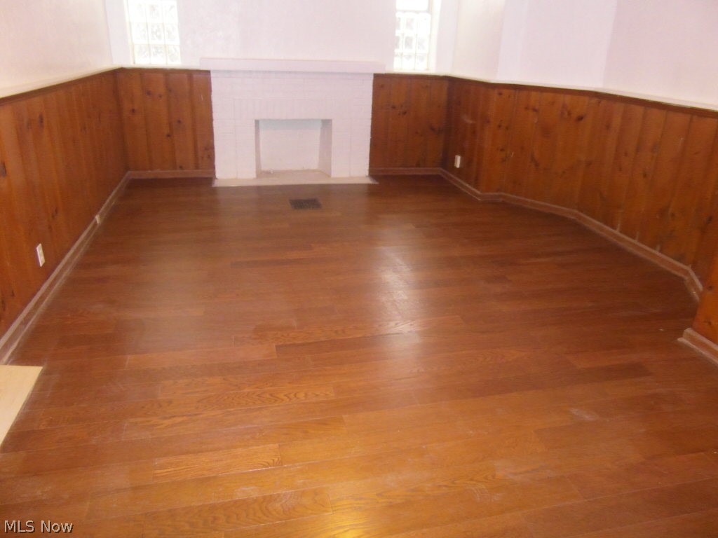 1222 Castleton Road Cleveland, OH 44121 - Photo 29 of 32 finished basement