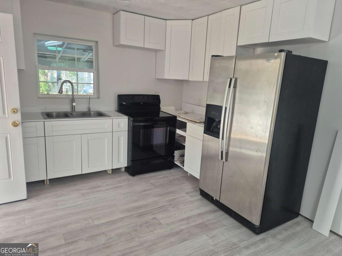 1208 Margaret Street Waycross, GA 31503 - Photo 8 of 29