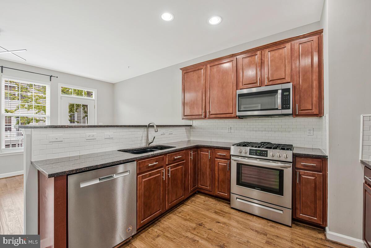 5412 Lanier Avenue Camp Springs, MD 20746 - Photo 11 of 38 Kitchen