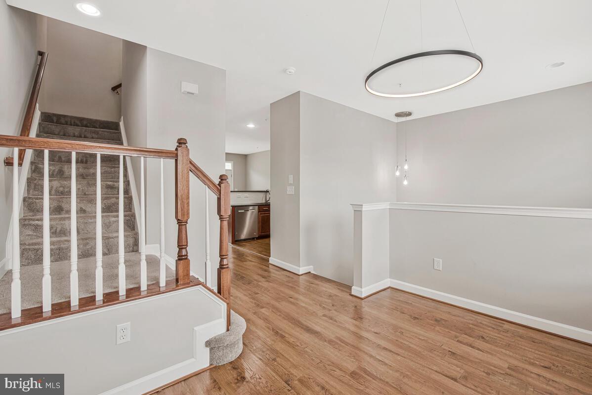 5412 Lanier Avenue Camp Springs, MD 20746 - Photo 9 of 38 Hall way