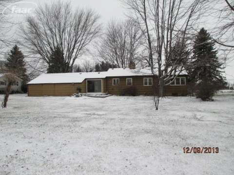 3037 Morrish Road Swartz Creek, MI 48473 - Photo 2 of 22 20389470-1.JPG