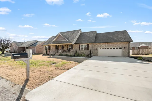 a front view of house with yard