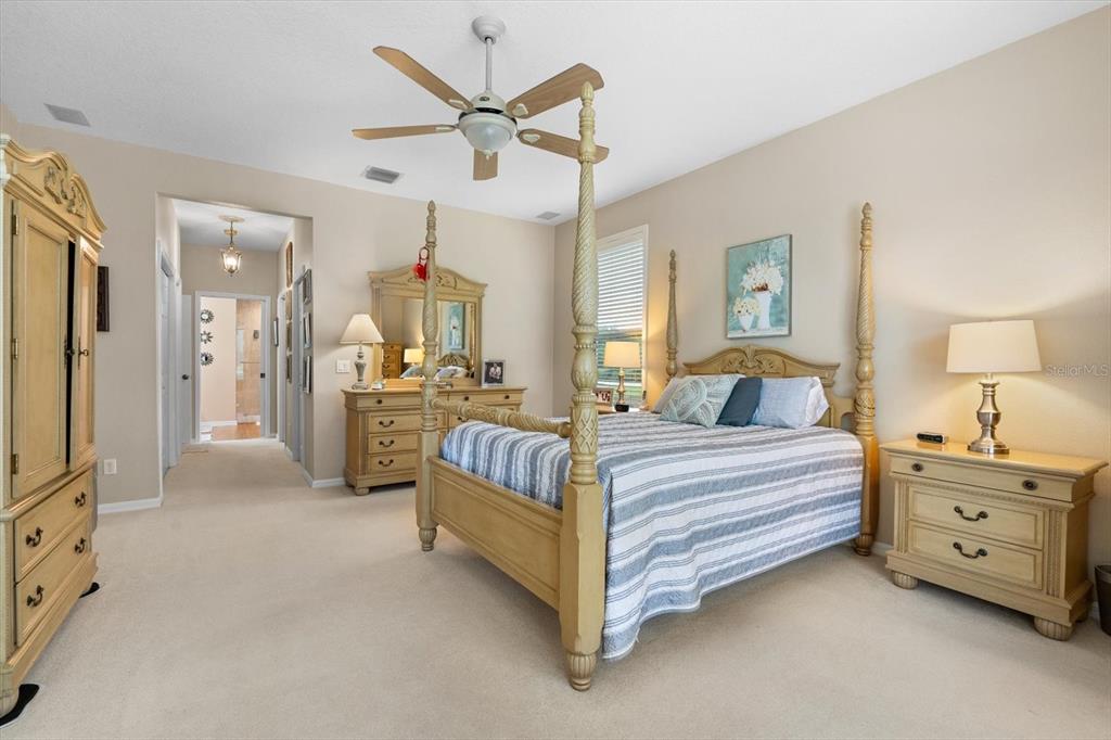 1229 Palm View Road Sarasota, FL 34240 - Photo 22 of 64