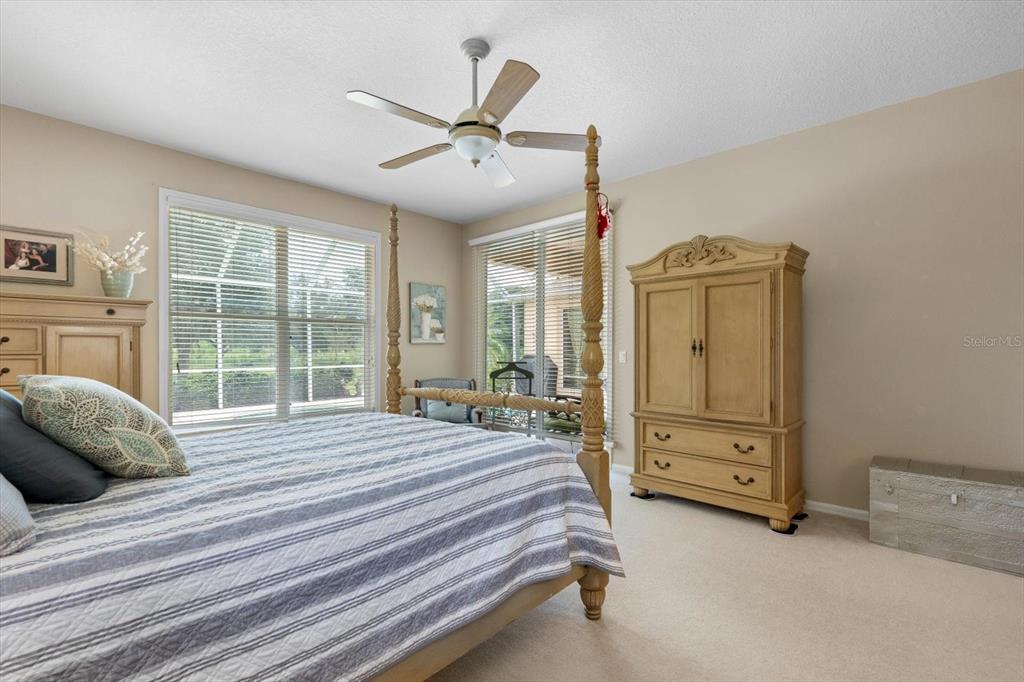 1229 Palm View Road Sarasota, FL 34240 - Photo 23 of 64