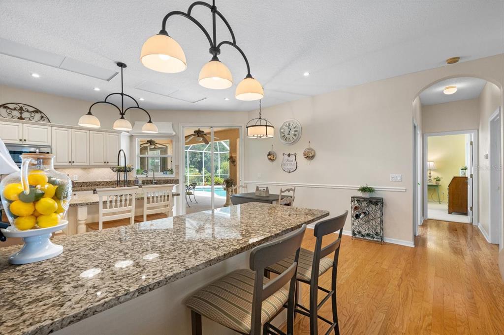 1229 Palm View Road Sarasota, FL 34240 - Photo 27 of 64