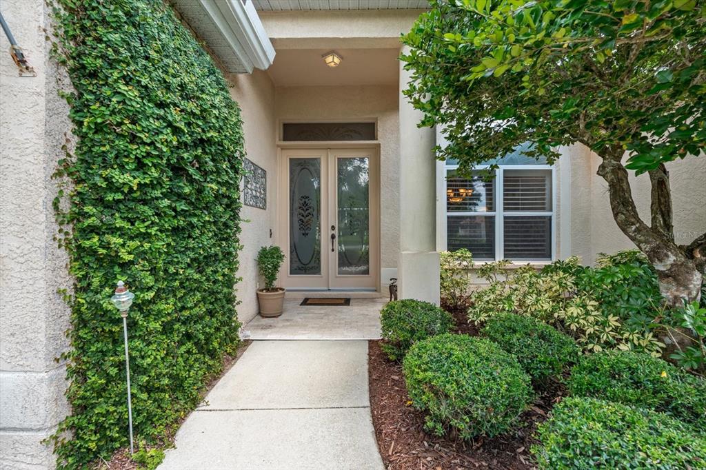 1229 Palm View Road Sarasota, FL 34240 - Photo 3 of 64