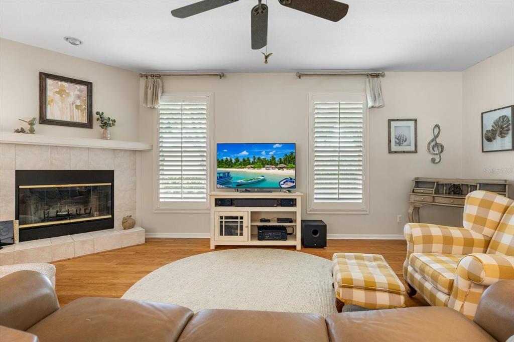 1229 Palm View Road Sarasota, FL 34240 - Photo 34 of 64