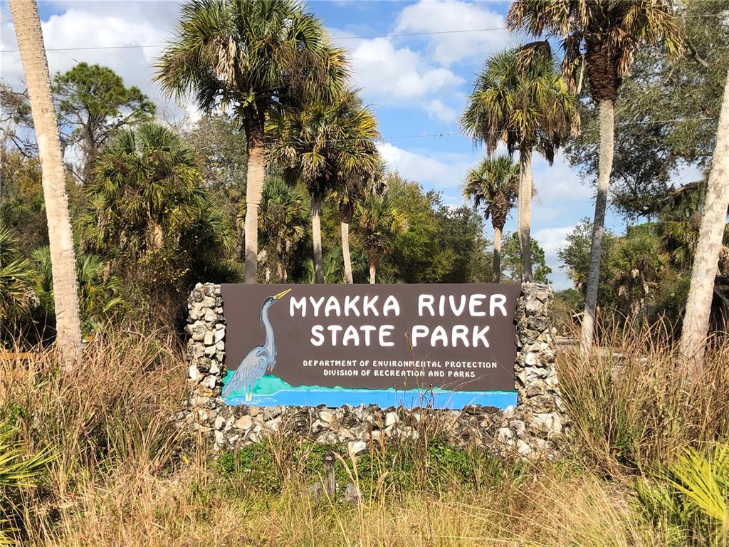 1229 Palm View Road Sarasota, FL 34240 - Photo 63 of 64