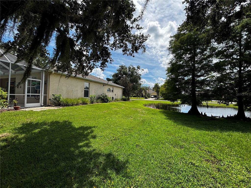 1229 Palm View Road Sarasota, FL 34240 - Photo 8 of 64