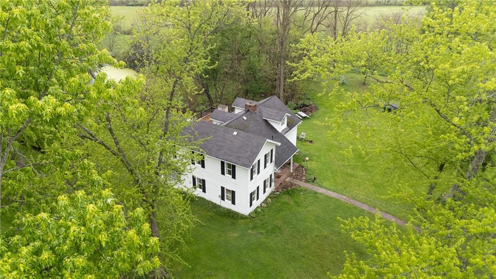 285 Poole Road Mercer, PA 16137 - Photo 4 of 43