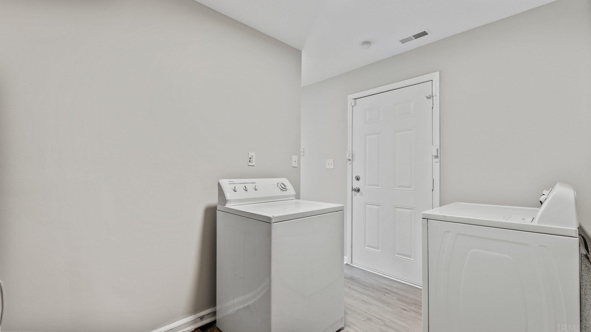 4310 Reed Street Fort Wayne, IN 46806 - Photo 12 of 27