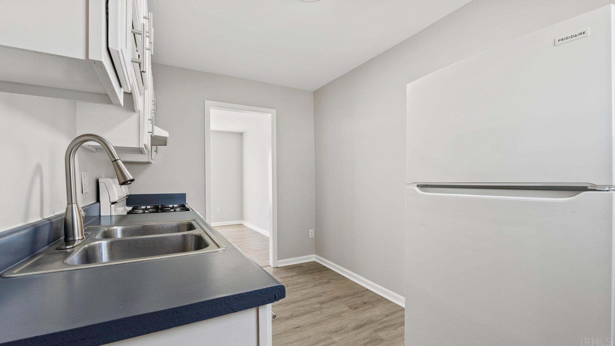 4310 Reed Street Fort Wayne, IN 46806 - Photo 9 of 27