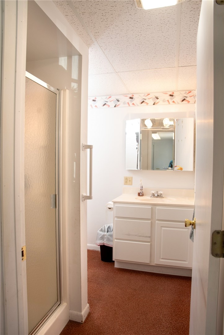 55 North Maple Street Warsaw, NY 14569 - Photo 12 of 33 1st-floor full bathroom