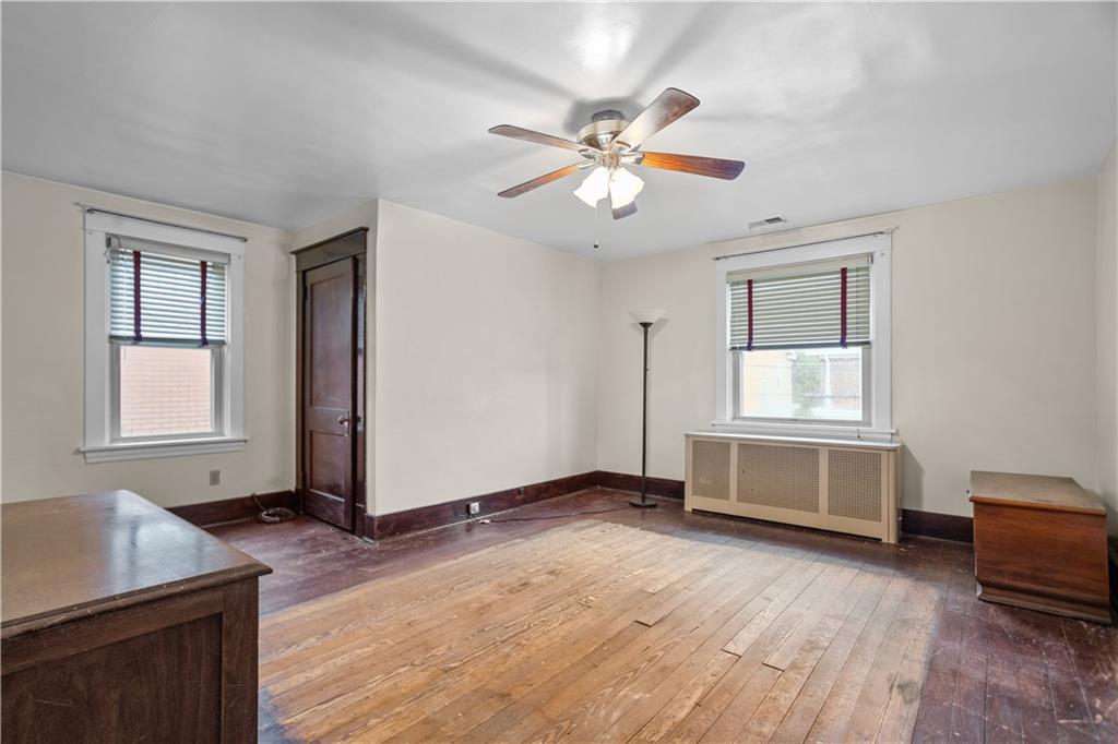 18 Perry View Avenue Pittsburgh, PA 15214 - Photo 17 of 25 Gallery Image 17