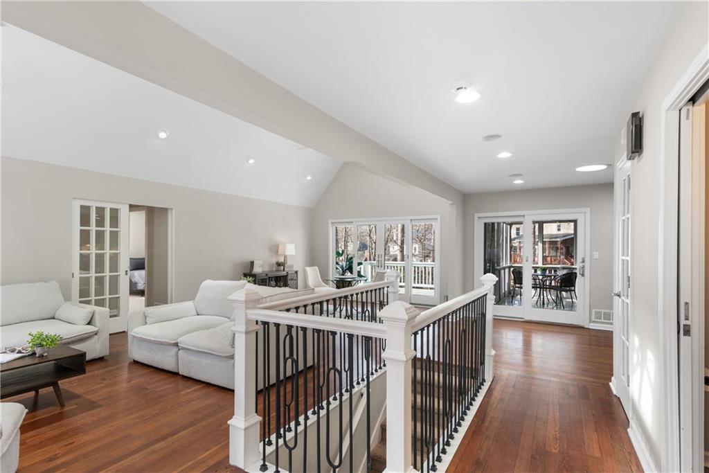 413 Sassafras Road Roswell, GA 30076 - Photo 11 of 67