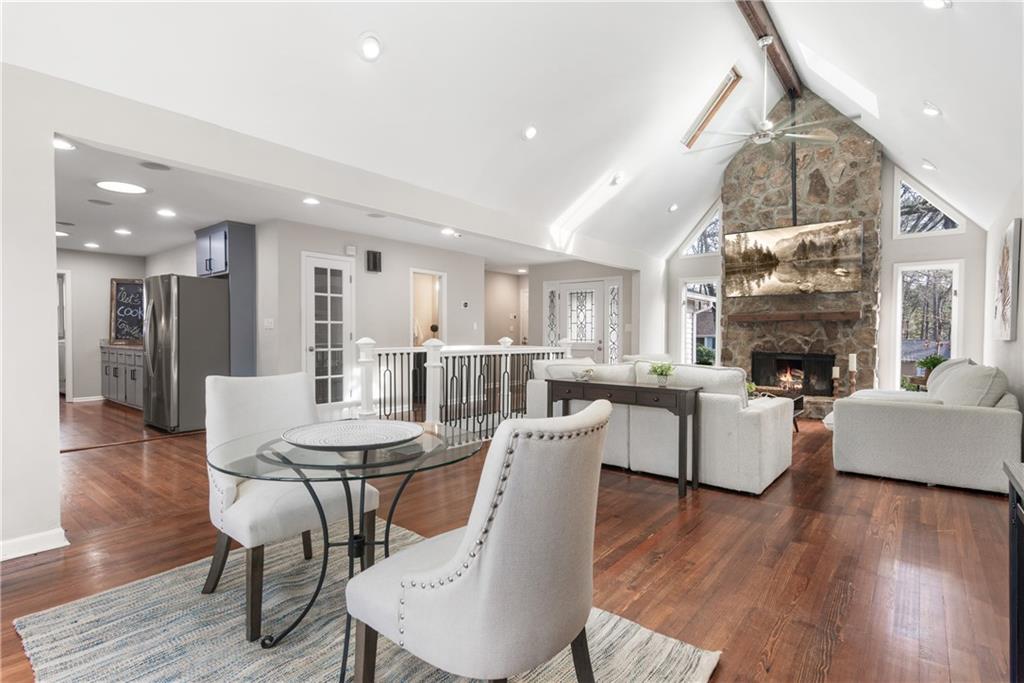 413 Sassafras Road Roswell, GA 30076 - Photo 5 of 67