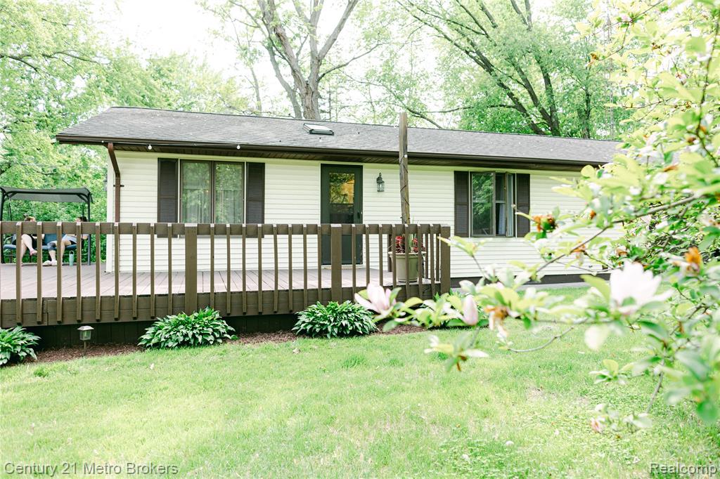 4447 East Stanley Road Genesee, MI 48437 - Photo 30 of 38