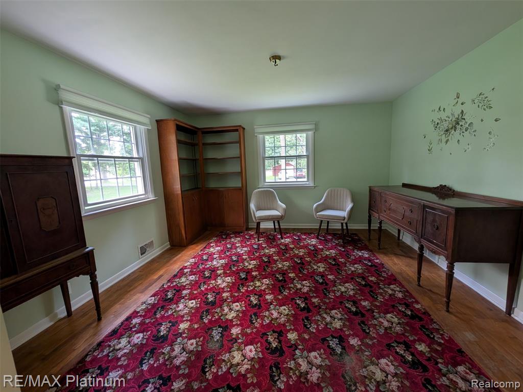 1430 Dauner Road Fenton, MI 48430 - Photo 3 of 41