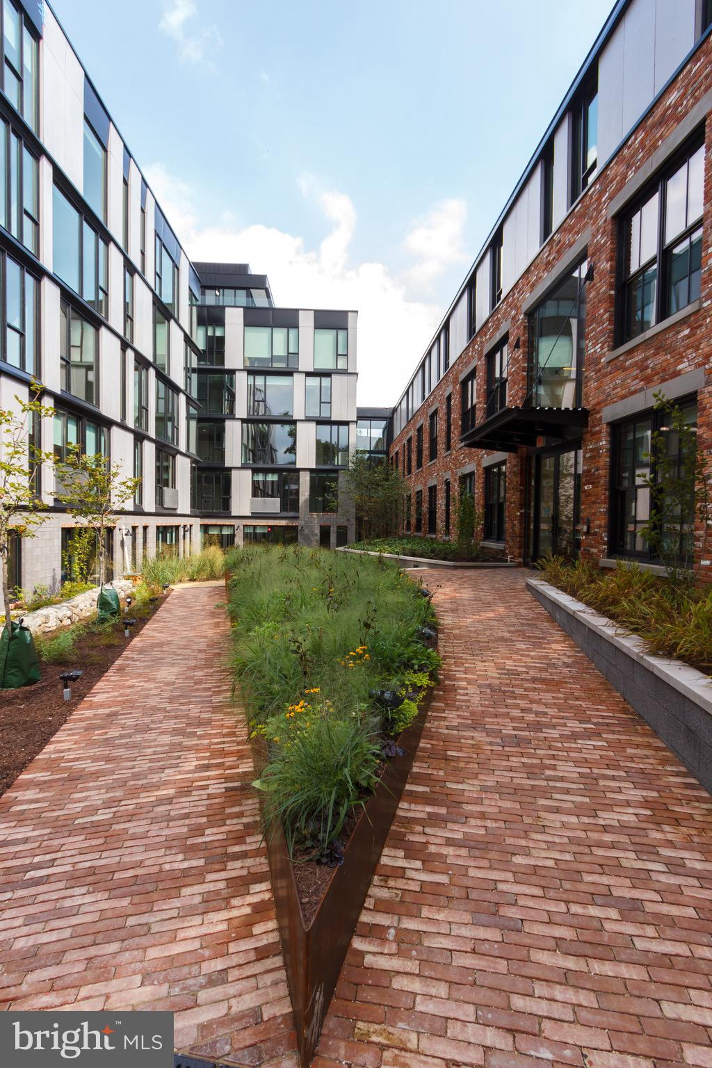 57 N Street Northwest, Unit 414 Washington, DC 20001 - Photo 11 of 15 Community