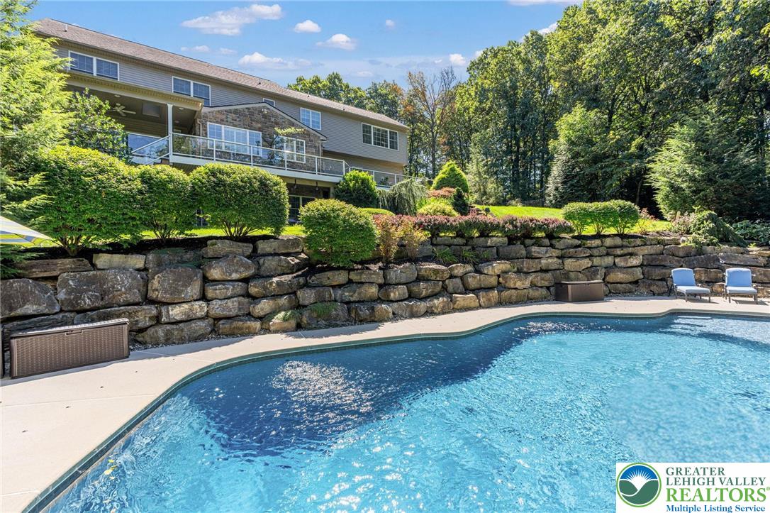 5615 Kernsville Road Orefield, PA 18069 - Photo 4 of 49