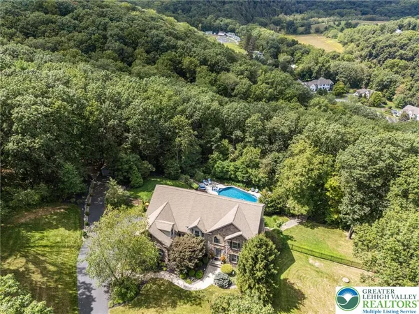 $1,395,000 | 5615 Kernsville Road, Orefield, PA 18069