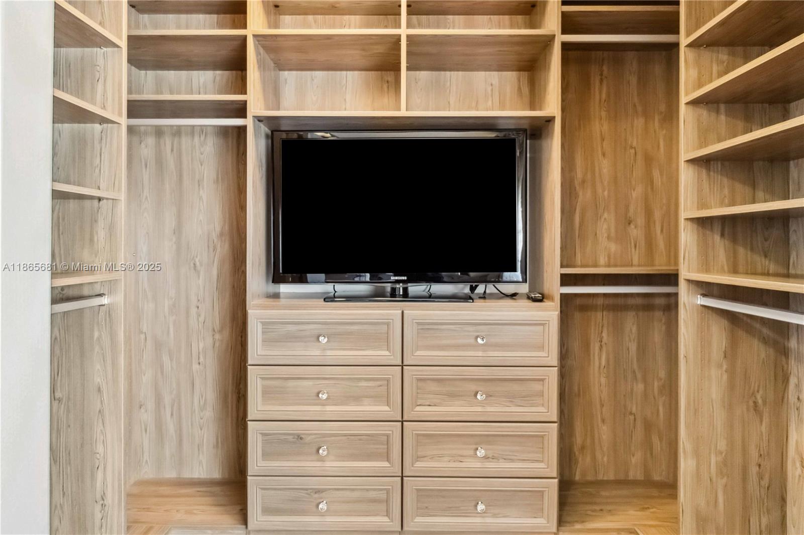 511 Southeast 5th Avenue, Unit 1214 Fort Lauderdale, FL 33301 - Photo 30 of 49