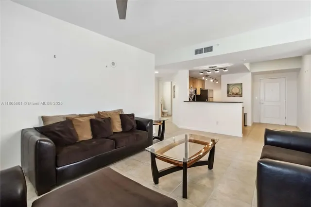 $529,000 | 511 Southeast 5th Avenue, Unit 1214, Fort Lauderdale, FL 33301