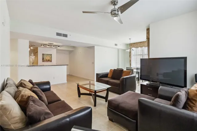 $529,000 | 511 Southeast 5th Avenue, Unit 1214, Fort Lauderdale, FL 33301
