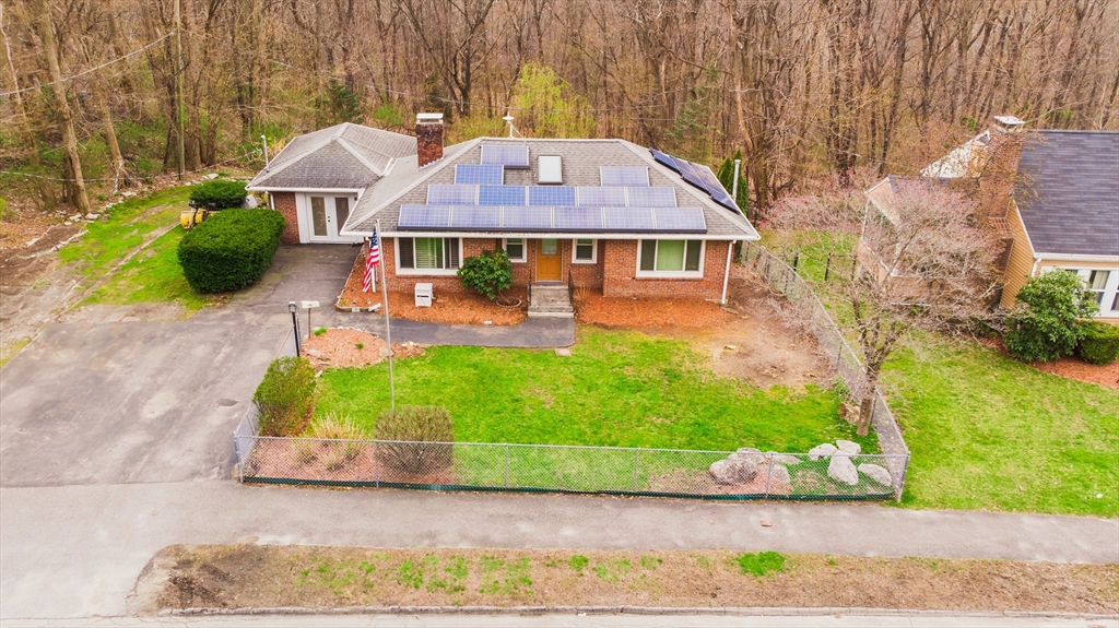 25 Randolph Road Worcester, MA 01606 - Photo 2 of 33 Gallery Image 2