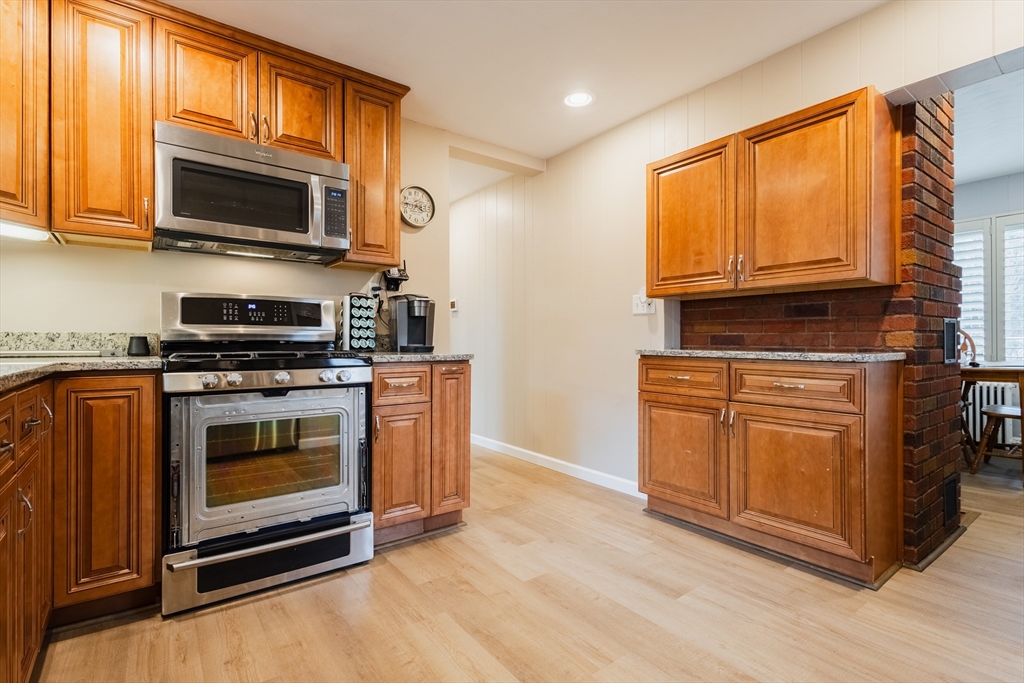 25 Randolph Road Worcester, MA 01606 - Photo 5 of 33 Gallery Image 5