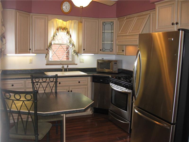 949 Ridge Road Ambridge, PA 15003 - Photo 8 of 25 Gallery Image 8