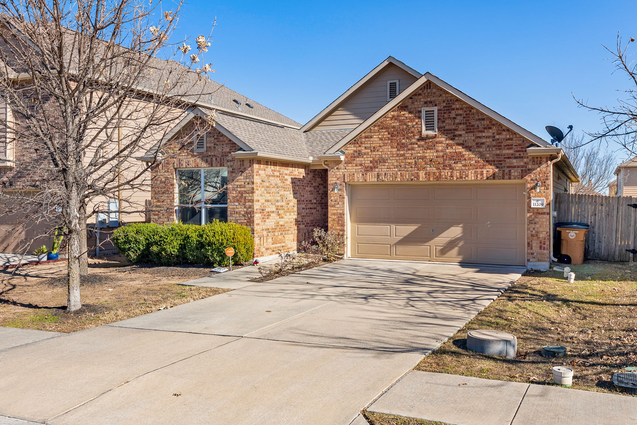 11209 Kildoon Drive Austin, TX 78754 - Photo 3 of 37