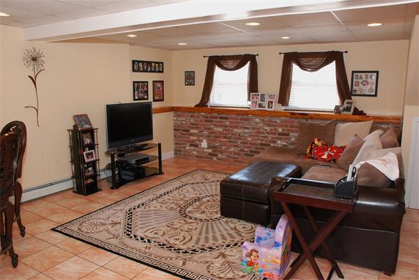 3 Mayfair Road Peabody, MA 01960 - Photo 11 of 12 Gallery Image 11