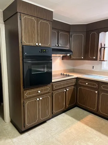 $394,900 | 27 Tiffany Street, Attleboro, MA 02703