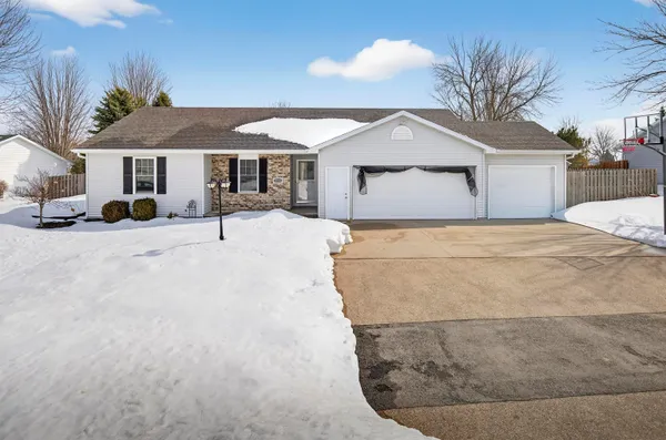$437,500 | N9598 Chadbury Lane, Appleton, WI 54915