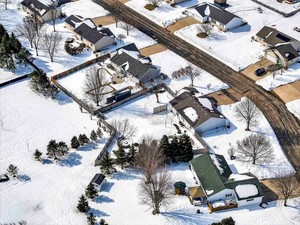 $437,500 | N9598 Chadbury Lane, Appleton, WI 54915