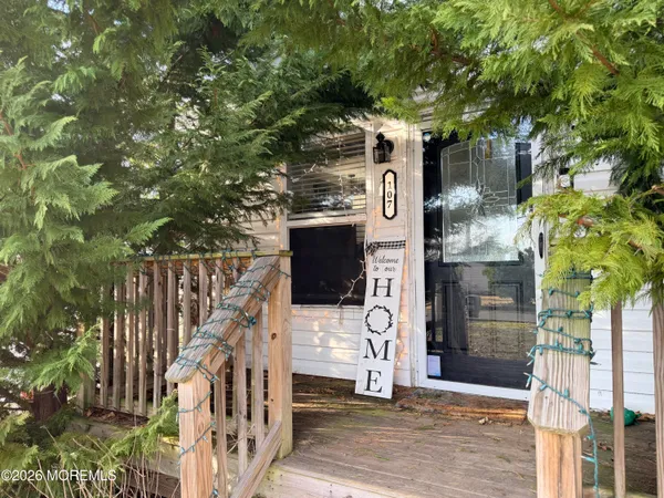 $349,900 | 107 Morris Boulevard, Toms River, NJ 08753