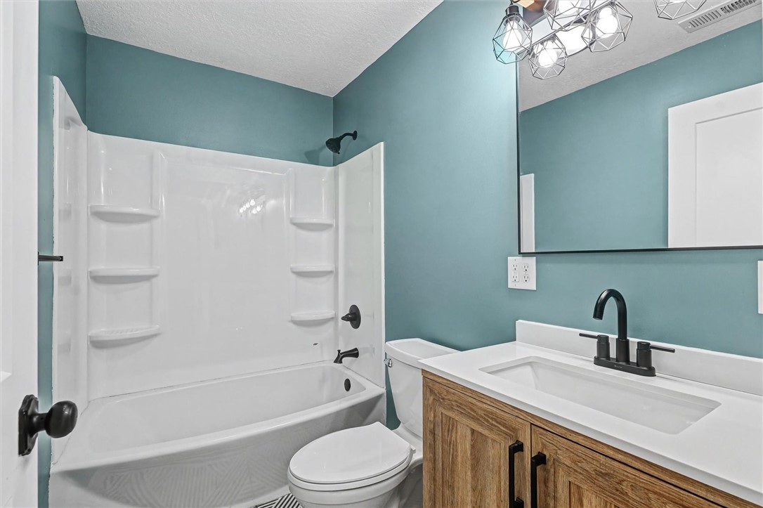 106 Delmar Catlin, IL 61817 - Photo 36 of 48