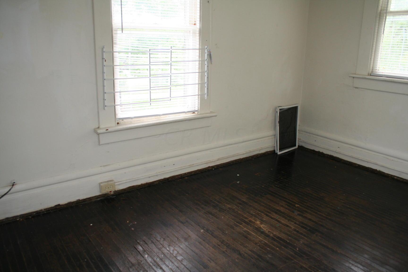 1025-1027 Lockbourne Road Columbus, OH 43206 - Photo 11 of 21 Gallery Image 11