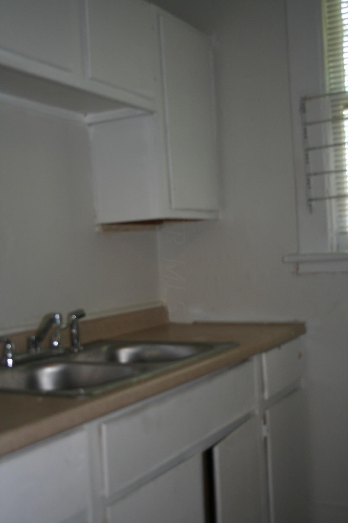 1025-1027 Lockbourne Road Columbus, OH 43206 - Photo 16 of 21 Gallery Image 16